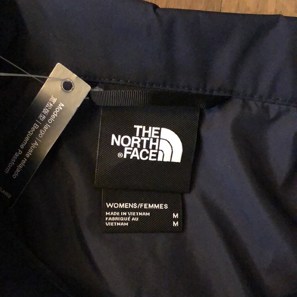 The North Face IC NWT navy blue coaches jacket🔥❤️ - Picture 8 of 16